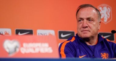 ديك أدفوكات يستقيل من تدريب منتخب كوراساو قبل شهور من بدء منافسات كأس العالم