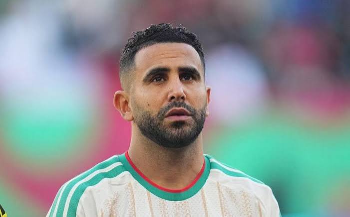 رياض محرز يعلن اعتزاله اللعب الدولي بعد وداع الجزائر لكأس العالم 2026