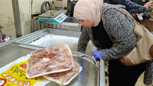 ضبط لحوم مجهولة المصدر خلال حملة تموينية مكبرة ببورفؤاد
