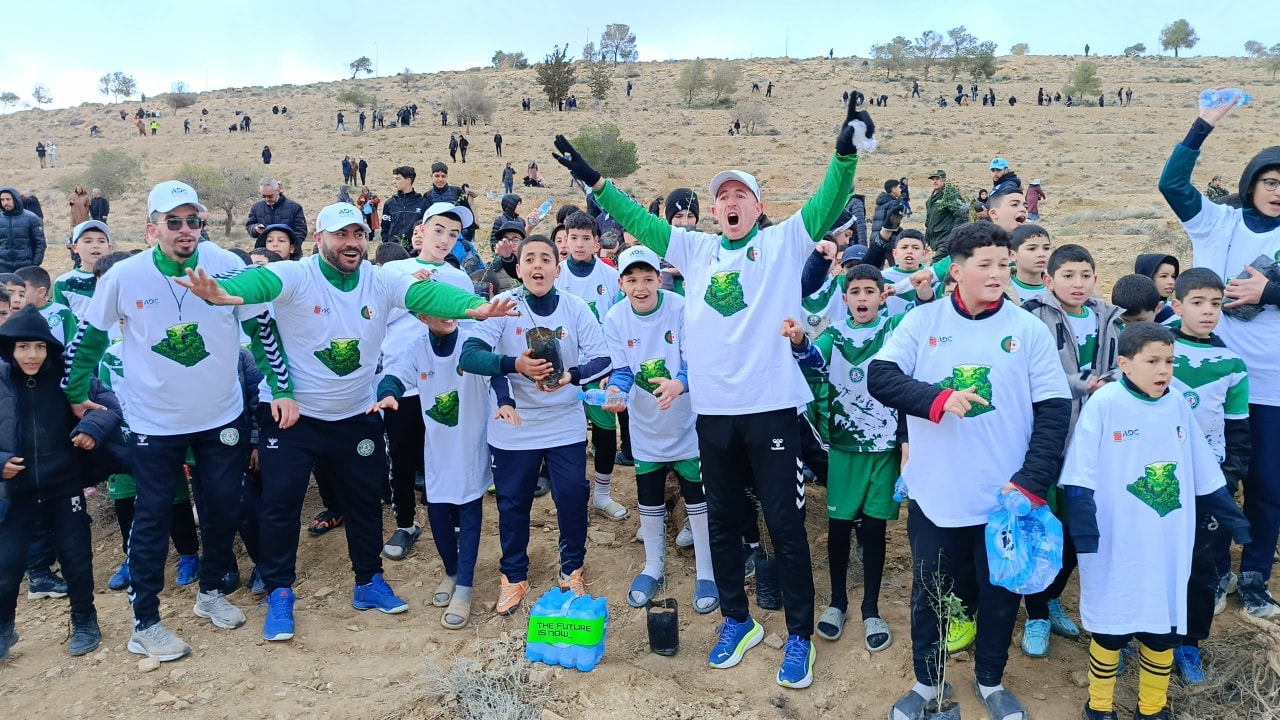 مشاركة واسعة في حملة غرس 5 ملايين شجرة عبر الوطن