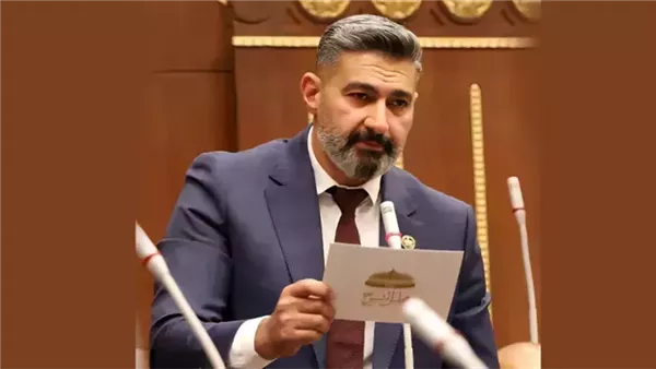 ياسر جلال يزور مقر رعاية الفنانين من كبار السن (فيديو)