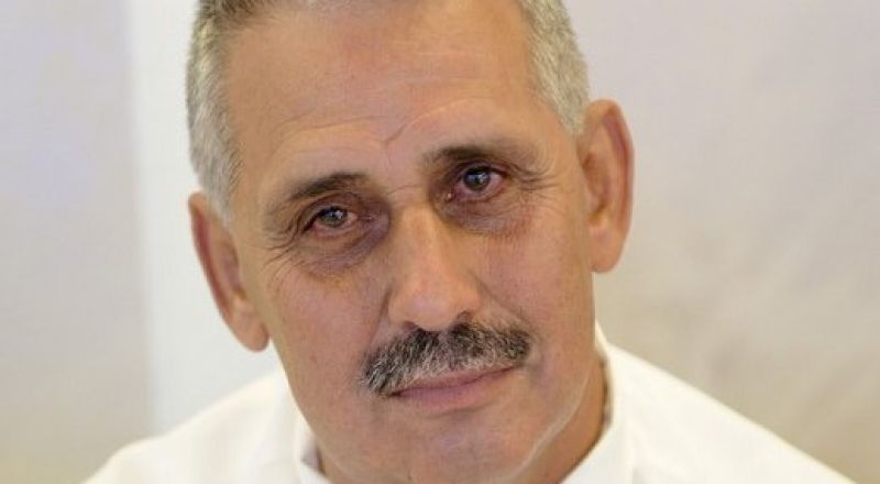 سامي لا يُحبُّ السُّمسُم