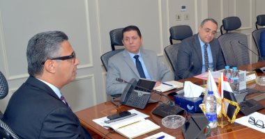 تأمين شم النسيم.. الأجهزة الرقابية تتصدى للمخالفات وتؤمن السلع.. ضبط أكثر من 20 طن رنجة وأسماك ممحلة غير صالحة للاستهلاك الآدمى.. غرفة عمليات لمتابعة استمرار ضخ السلع بالأسواق خلال عيد القيامة والربيع