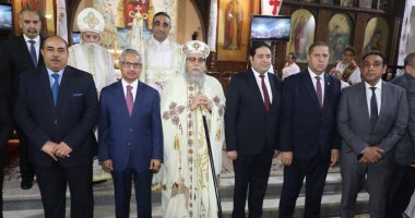 محافظ بني سويف وقيادات المحافظة يشهدون مراسم قداس عيد القيامة المجيد بمطرانية ببا