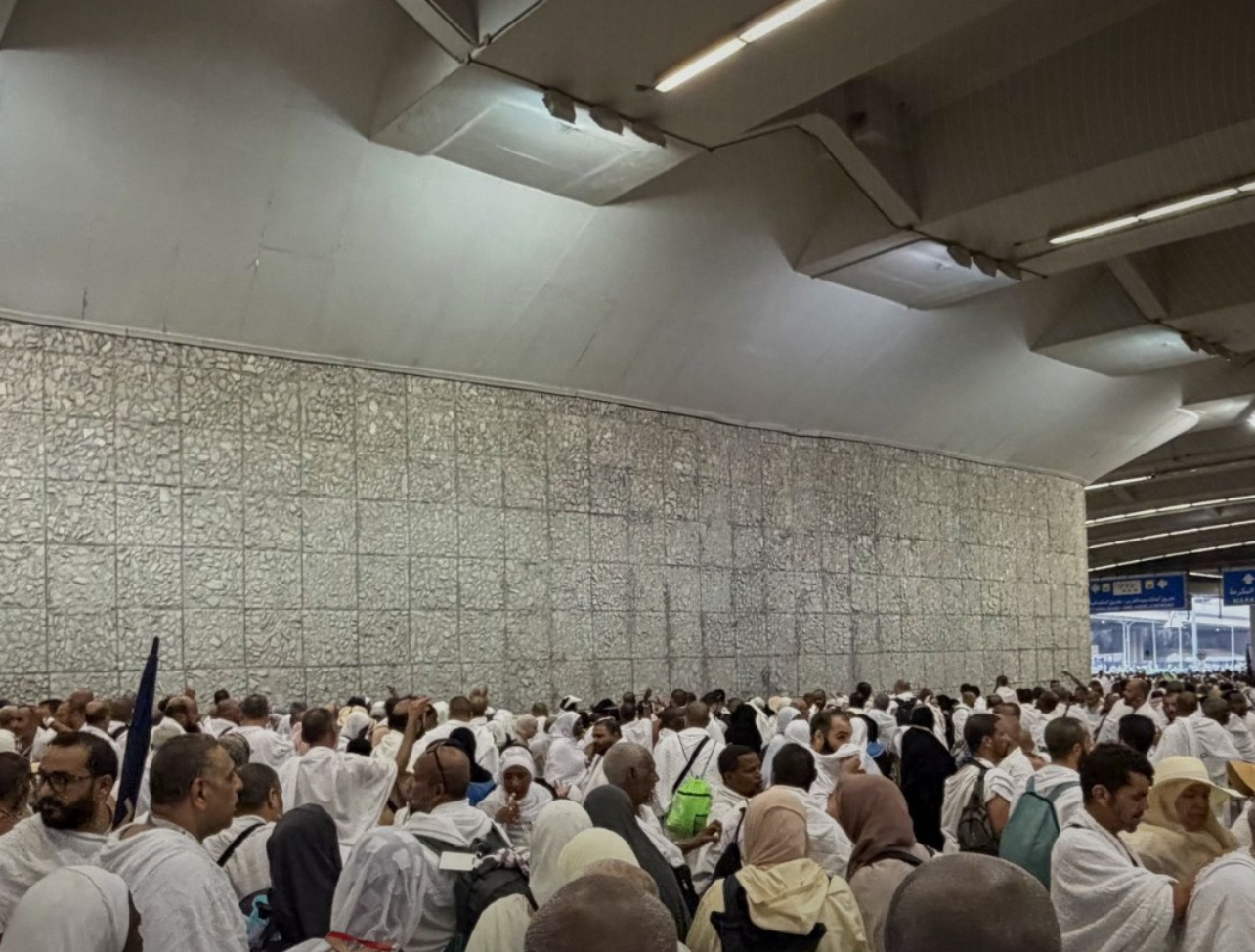 معظم الحجاج السوريين أتموا مناسك الحج.. ولم يتبقَّ للكثير منهم سوى طواف الوداع