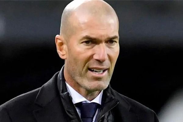 الكشف عن سبب تعثر مفاوضات ريال مدريد مع زيدان