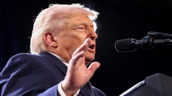 الرئيس الأمريكى يعلن تمديد وقف إطلاق النار فى إيران