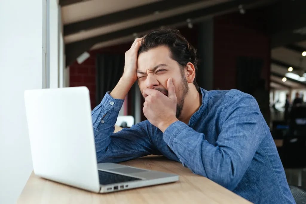 هل تتثاءب باستمرار؟ إليك متى قد يشير ذلك إلى مشكلة صحية