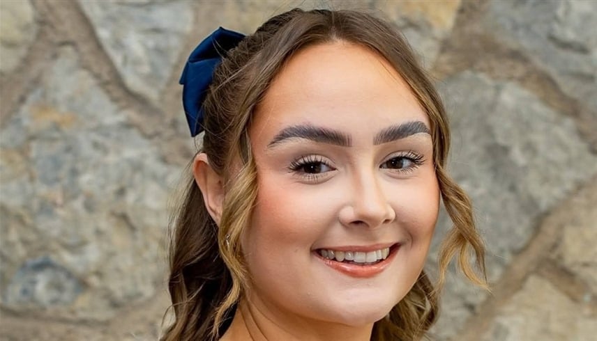 "جريمة أم حادث؟.. وفاة ملكة جمال أمام مجمع سكني ببريطانيا والسلطات تفتح تحقيقاً