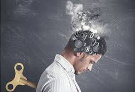 ما هو الإرهاق الذهني؟ وكيف تتخلص منه بطرق عملية؟