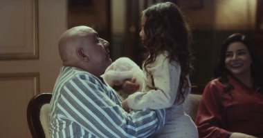مسلسل اتنين غيرنا الحلقة 8.. فلاش باك لعلاقة نور أبو الفتوح مع والدها عام 1995