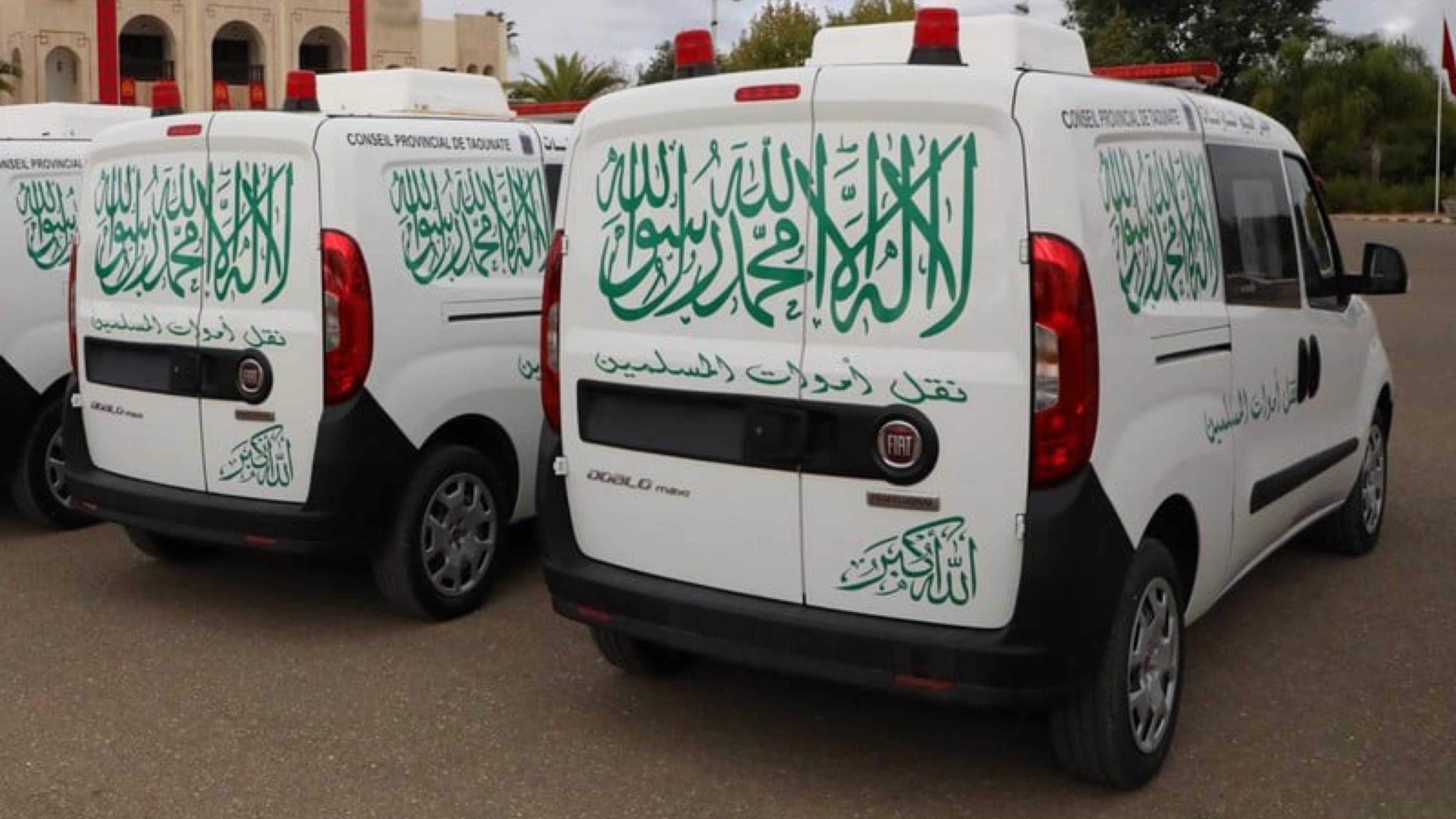 بعد الجدل.. الترخيص بـ3 عبارات دينية على “سيارات نقل الأموات” (وثيقة)