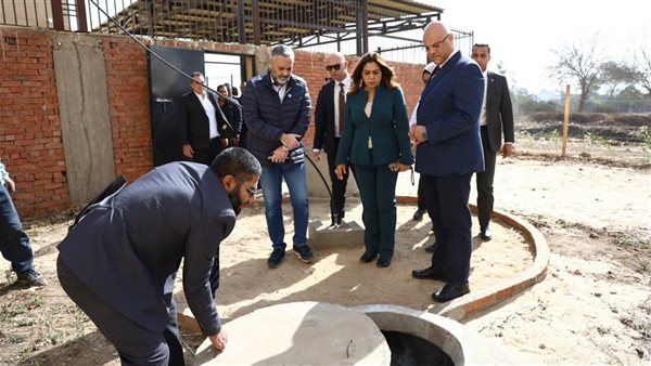 وزيرة التنمية المحلية والبيئة تتفقد أول وحدة بيوجاز لإنتاج السماد العضوي من مخلفات المجازر