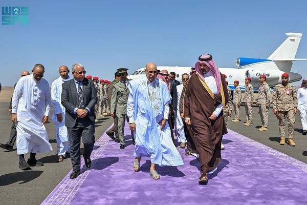 رئيس موريتانيا يصل إلى المدينة المنورة