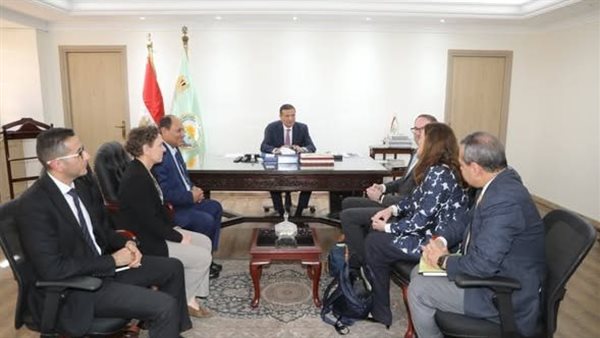 وزير الزراعة يبحث مع وفد دنماركي سبل التعاون في الإنتاج الحيواني
