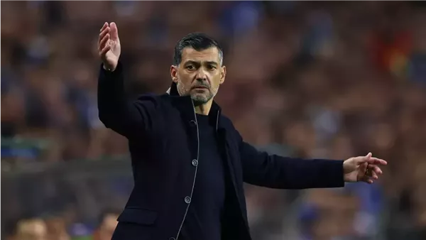 بالشرط الجزائي، مارسيليا يستهدف التعاقد مع مدرب اتحاد جدة