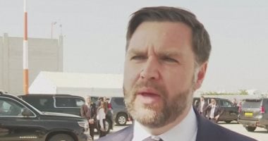 نائب ترامب يتهم إيران بـ«الإرهاب الاقتصادي».. ويؤكد