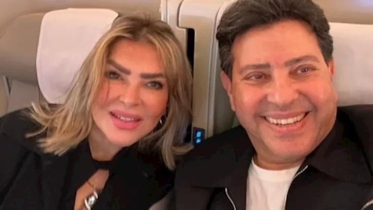 صورة متداولة لأرملة هاني شاكر ونادية مصطفى تحسم الجدل