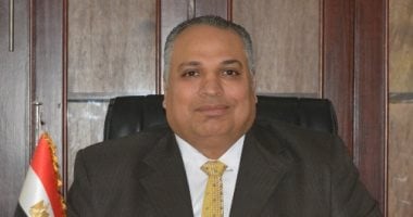 لماذا قفز الدولار فوق الـ52 جنيها؟ خبير يفك الشفرة بفواتير الحرب