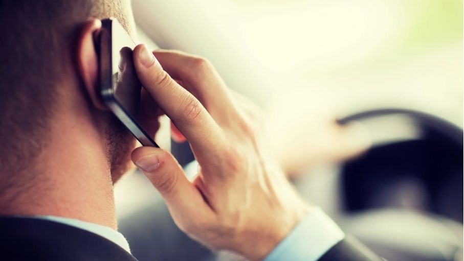 سيطرة الإنترنت تخفض المكالمات الخلوية 5%