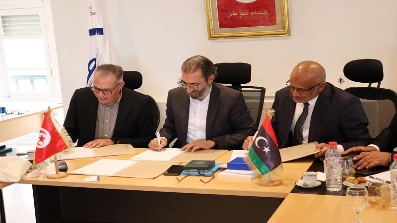 اتفاقية شراكة بين معهد الصحافة وعلوم الإخبار وكلية الإعلام بجامعة بنغازي