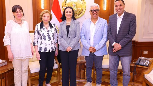 وزيرة التضامن الاجتماعي تستقبل وفد مهرجان أسوان الدولي لأفلام المرأة