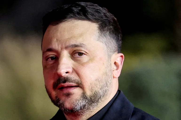” اجتماع وجهاً لوجه ” .. زيلينسكي يوجه رسالة مفتوحة إلى بوتين لإنهاء الحرب والكرملين يرد