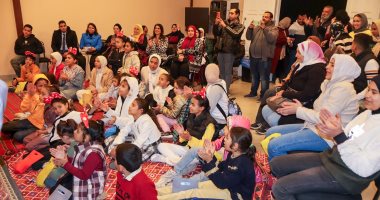 مكتبة مصر العامة تقيم إفطارا جماعيا للأيتام بمشاركة عرض «الليلة الكبيرة»