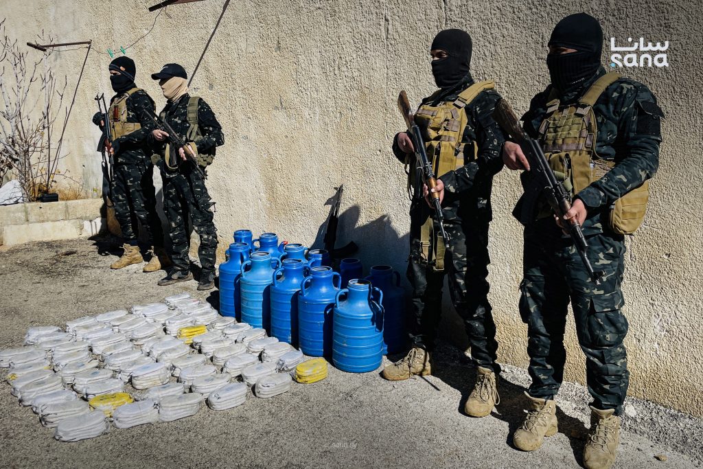 حرس الحدود يحبط عملية تهريب مخدرات عبر الحدود السورية اللبنانية في منطقة الزبداني بريف دمشق