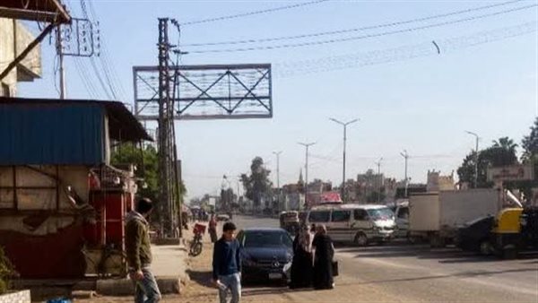 إصابة 8 أشخاص في تصادم ميكروباص بسيارة نقل على طريق طنطا