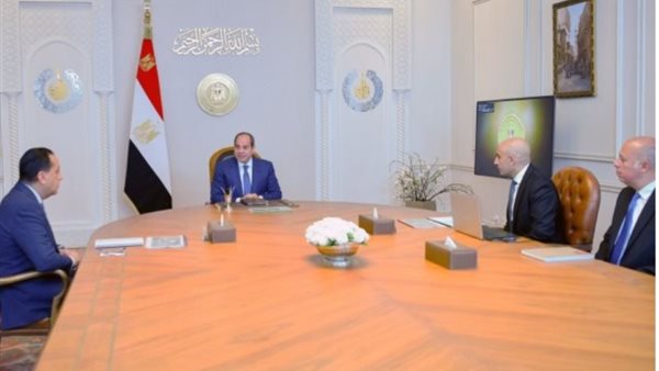 الرئيس السيسي يوجه بمواكبة التعليم آليات الرقمنة المالية والذكاء الاصطناعي