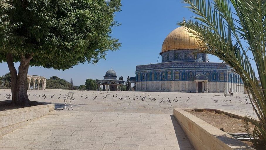 الاحتلال يواصل إغلاق المسجد الأقصى لليوم الـ17