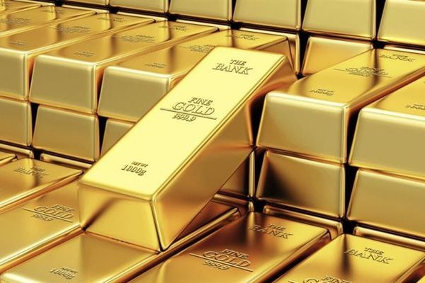 تراجعُ أسعار الذّهب والفضّة مع ارتفاع الدولار