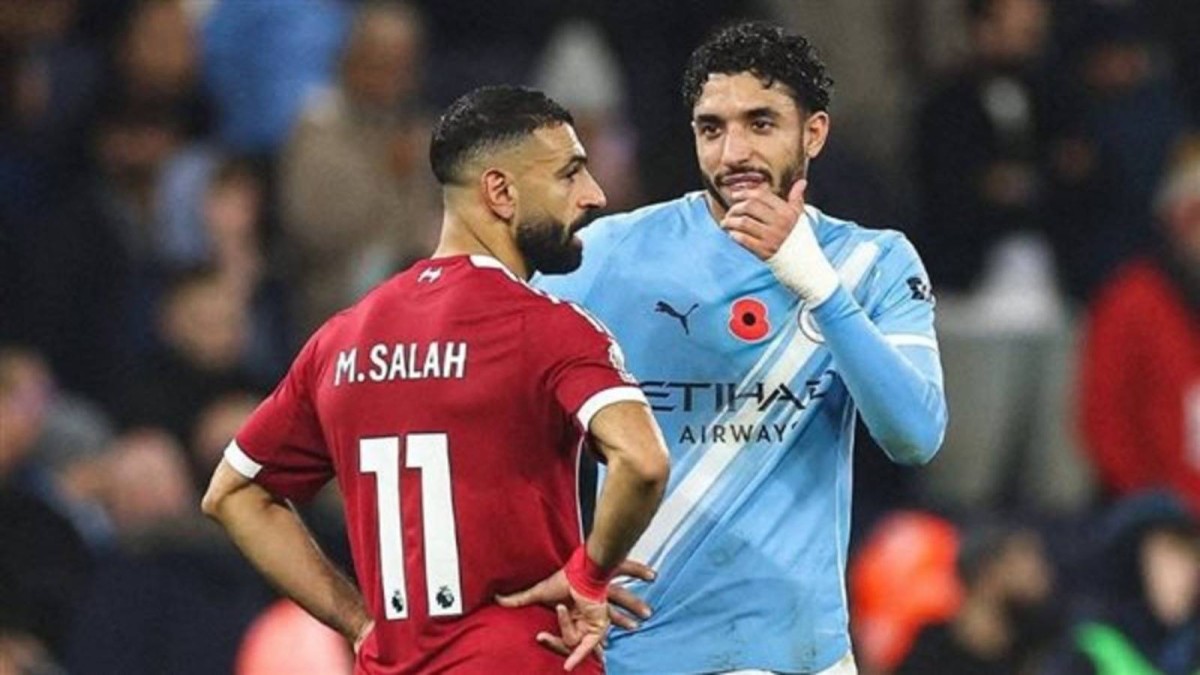 صافرة «البريميرليغ» تتوقف احترامًا لإفطار الصائمين