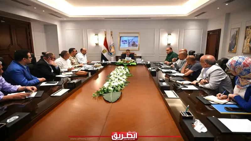 محافظ جنوب سيناء يناقش مع الجهات المعنية خطة متكاملة لدعم متضرري سانت كاترين من الطقس السيئ