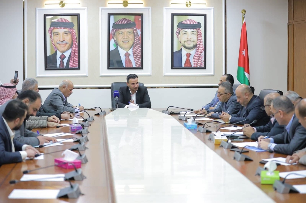 "المياه النيابية" تناقش تحديات القطاع المائي