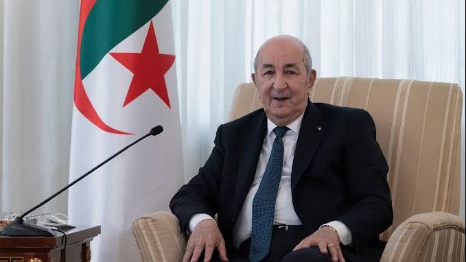 تشريف تاريخي كبير .. تهنئة رئاسية لاتحاد الجزائر بعد تتويجه بالكونفدرالية