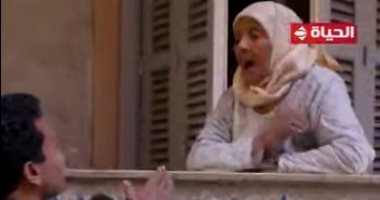 بركة رمضان.. سامح حسين يفاجئ الحاجة نبيهة بهدية 100 ألف جنيه ويحقق حلمها بالحج