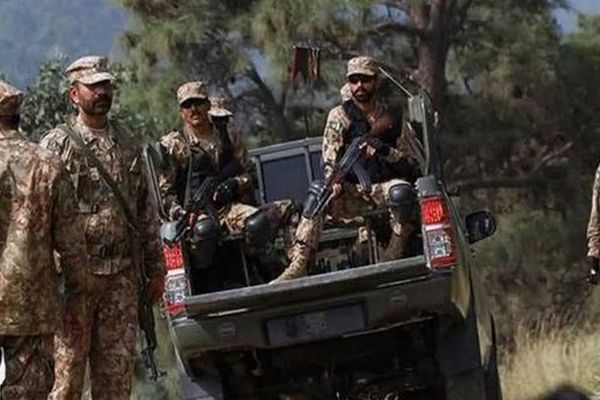 مقتل 4 وإصابة 70 بنيران الجيش الباكستاني شرق أفغانستان