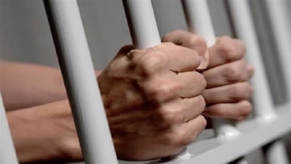 حبس صانع محتوى شهير بتهمة نشره مقاطع خادشة للحياء في كفر الشيخ