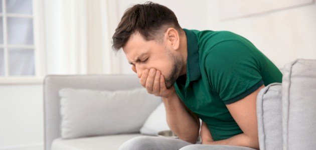 طرق منزلية فعّالة لتخفيف الغثيان والقيء بدون أدوية