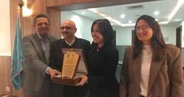 تكريم الزميلة أمنية الموجى ضمن الفائزين بجائزة هيكل لصحافة البيانات