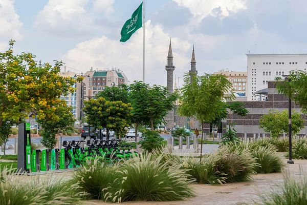 اعتماد مشروعين استثماريين في القطاعين التجاري والسياحي بالمدينة