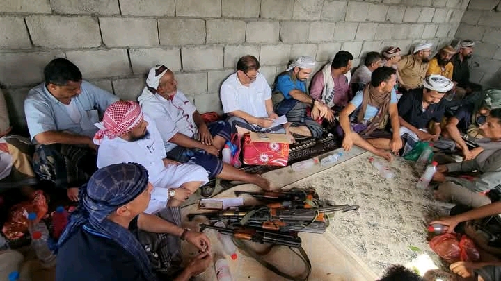 مشائخ الوازعية تمهل قوات طارق صالح 72 ساعة وتضع 4 مطالب