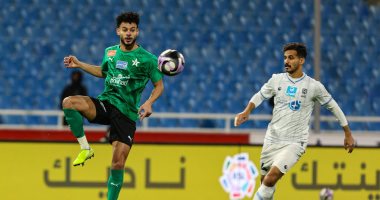 دونجا أساسيا في مباراة الخليج ضد النجمة بالدوري السعودي
