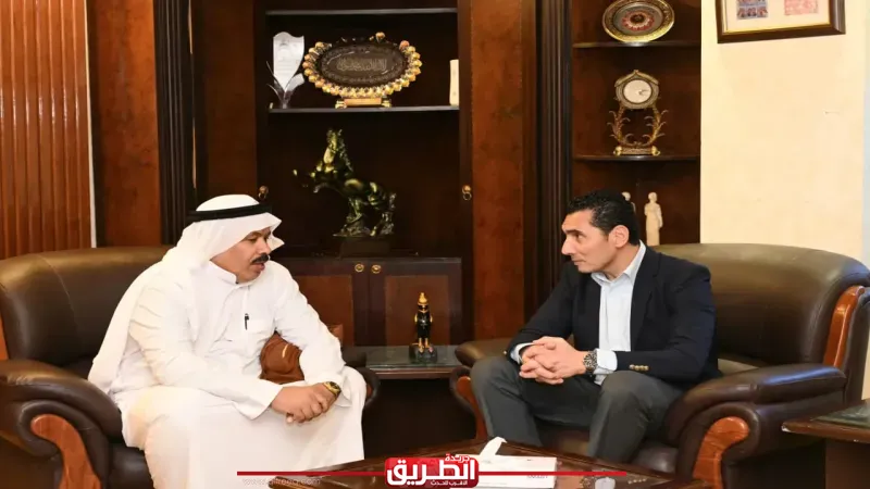 وزير الشباب والرياضة يلتقي رئيس الاتحاد المصري للهجن لبحث سبل دعم وتطوير اللعبة