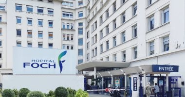 الساعات الأخيرة لهانى شاكر بمستشفى فوش فى باريس