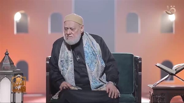 هل يحق للموظف الاطلاع على بيانات العملاء؟ علي جمعة يوضح الحكم الشرعي (فيديو)