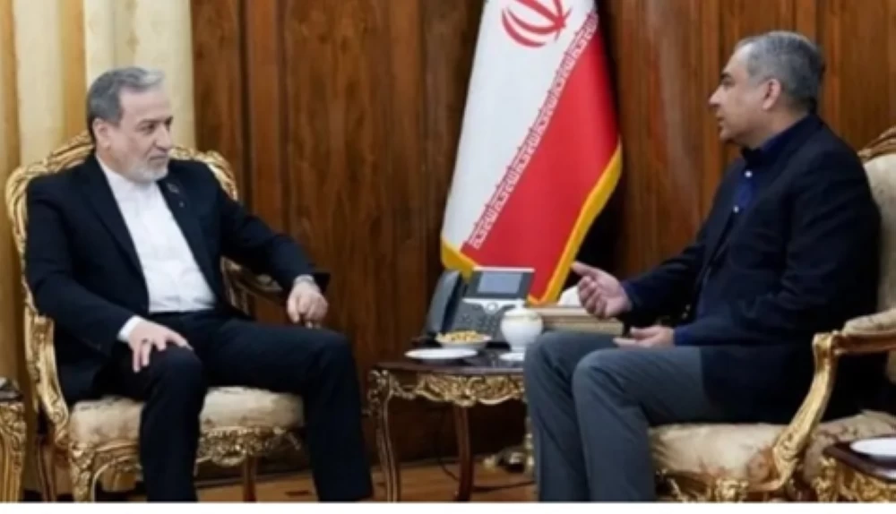 هل تعصف الخلافات حول «اليورانيوم وهرمز» بالمفاوضات الأمريكية