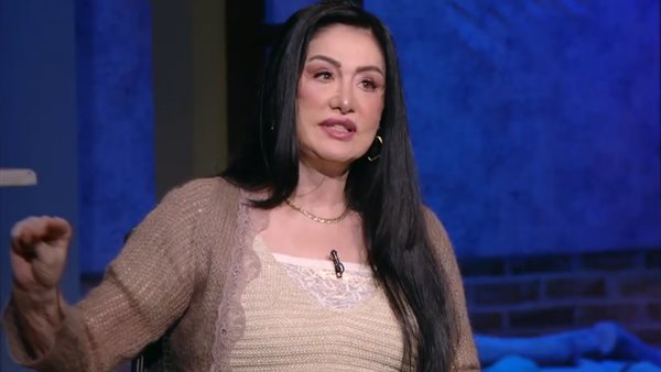 وفاء سالم تروي تفاصيل أزمتها مع عمليات التجميل (فيديو)